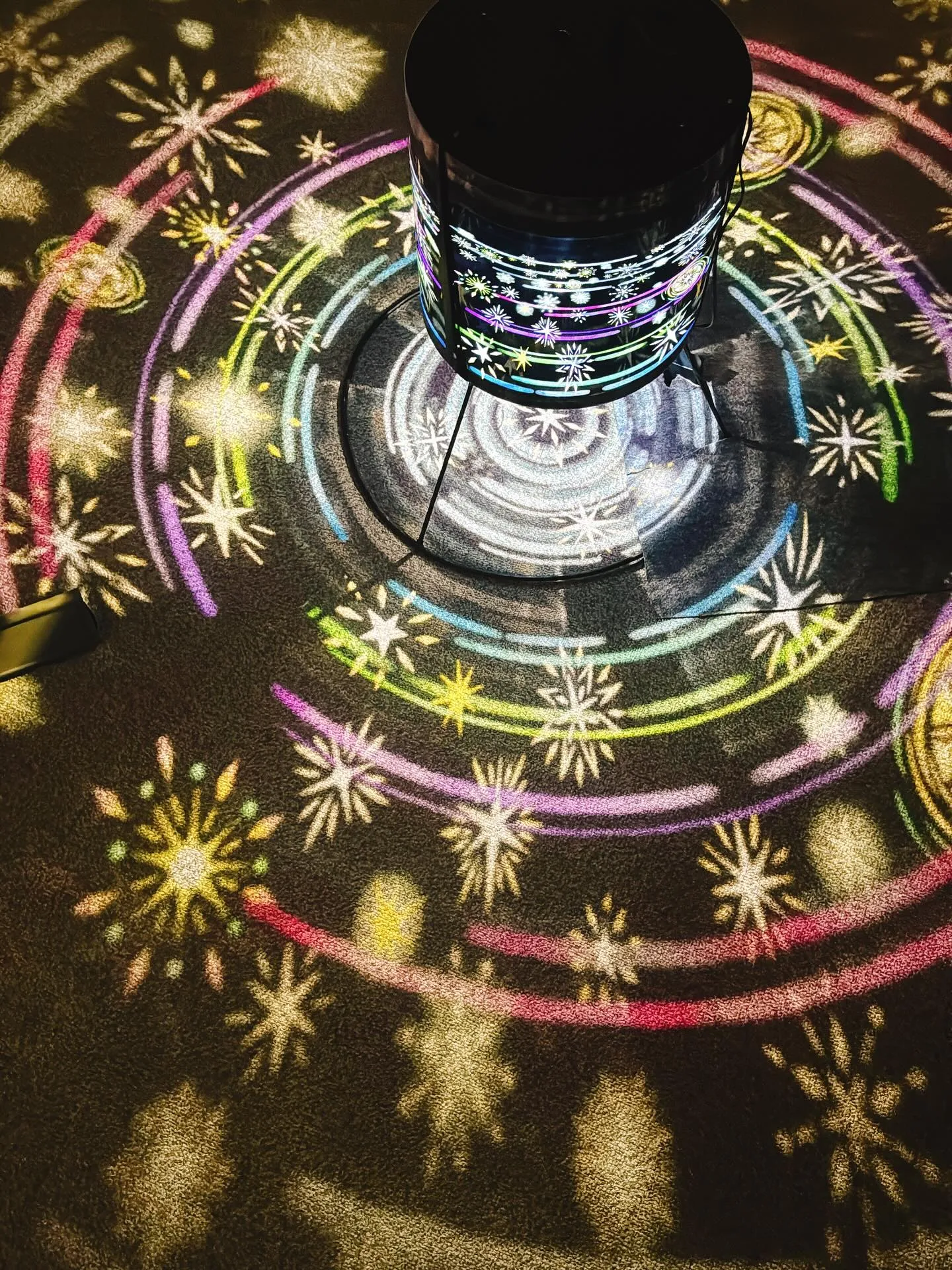 先日、名古屋の電気文化会館で開催されている素晴らしい展示「旅...